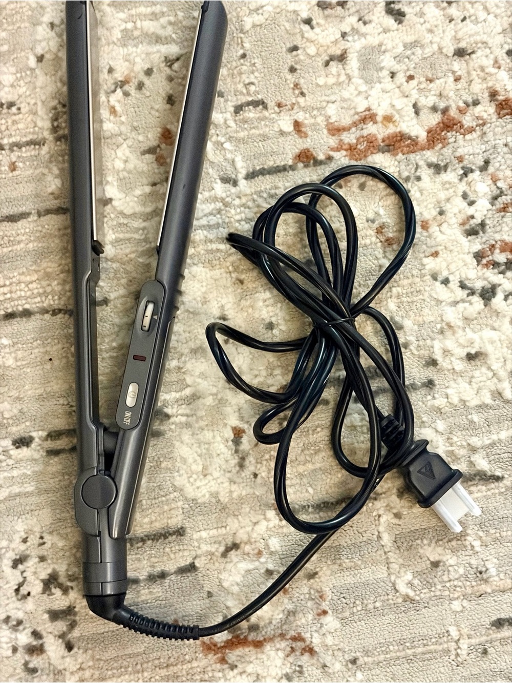 Sleek Black Ceramic Hair Straightener - Portable Styling Iron